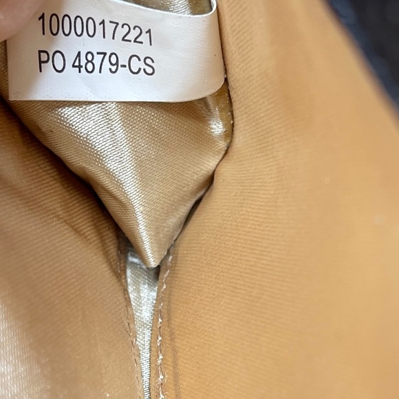 Elliot Lucca Black Pebble Leather Hand Wristlet/Clutch With Tassel Zipper Pull - Picture 9 of 14